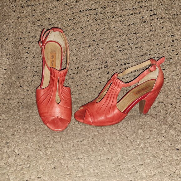 MIZ MOOZ-Salima Red Leather Peep Toe Pumps Heels-SZ 7-Excellent - Picture 1 of 8